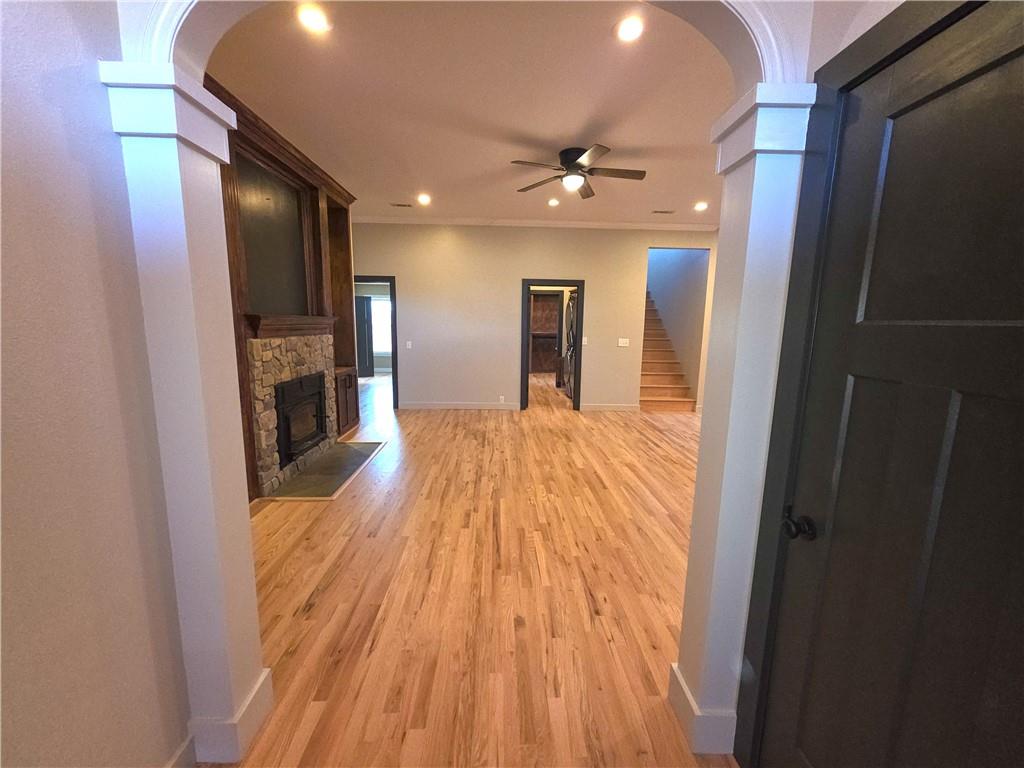 407 Old Forge Drive — photo 2
