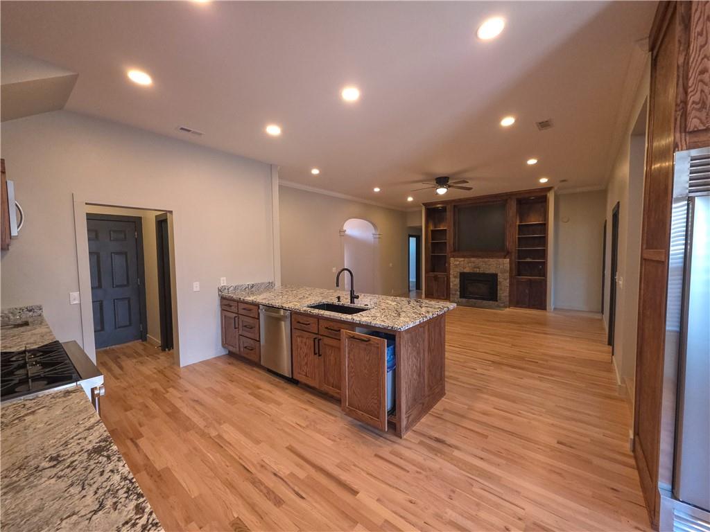 407 Old Forge Drive — photo 6